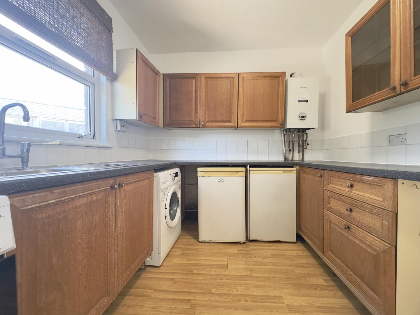 1 bed property in Hermitage Road, London